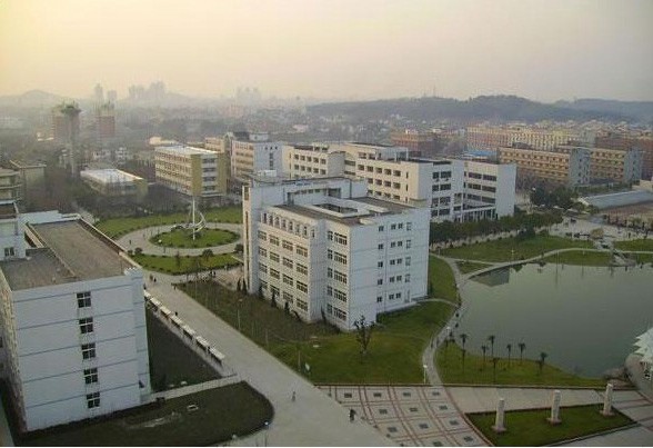 安徽工程大學(xué)